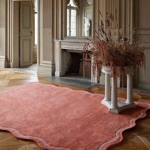 Scallop Border-Modern Hand Tufted Rug